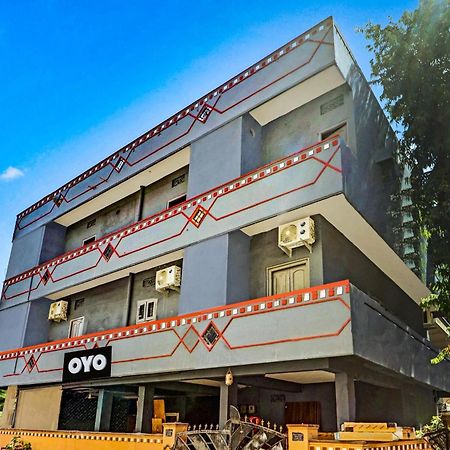 Hotel O Lavish Stay Sururnagar Exterior foto